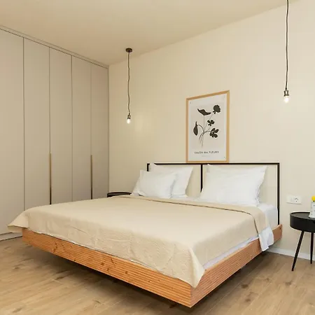 فيلة Forest Idyll By Guide *