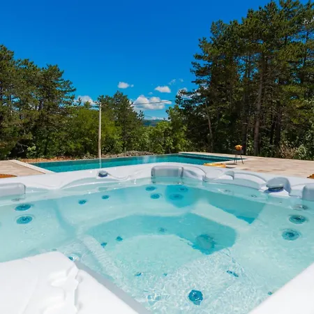 Forest Idyll By Guide فيلة *